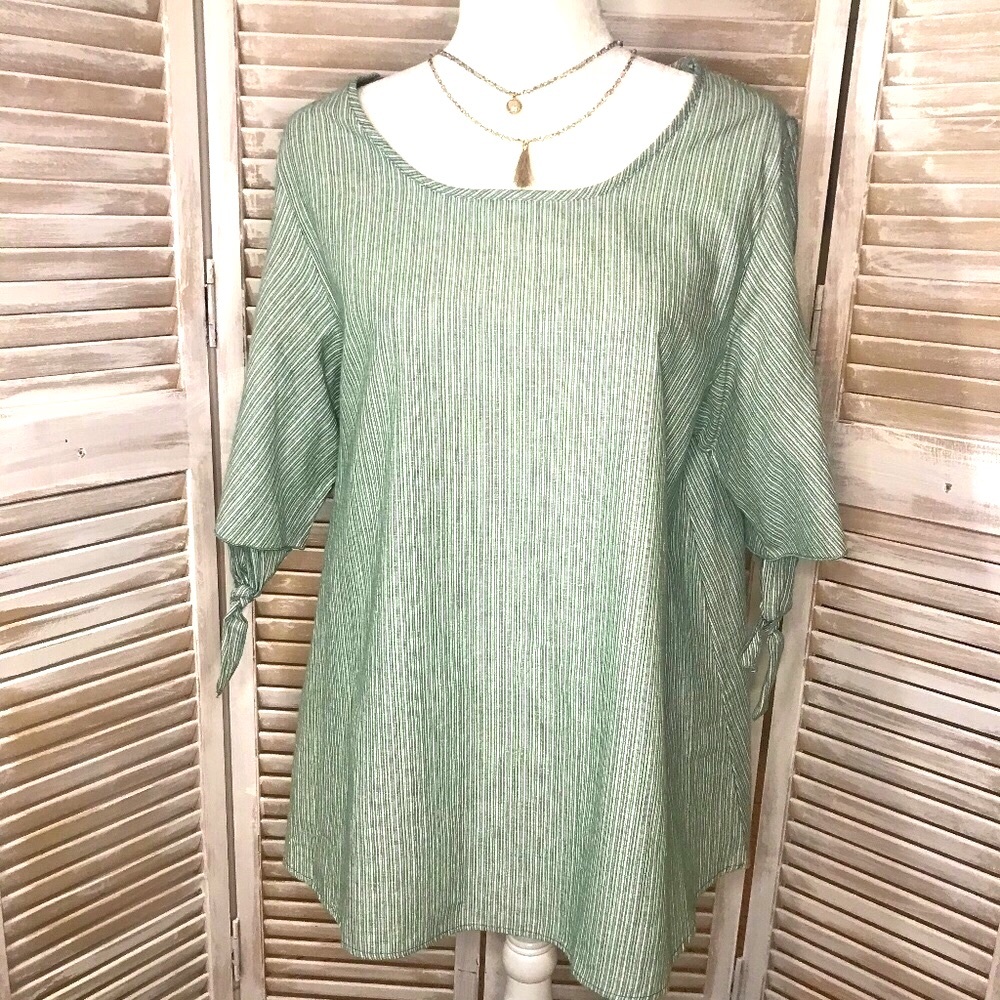 CURVY COTTON PIN-STRIPED TOP 1XL